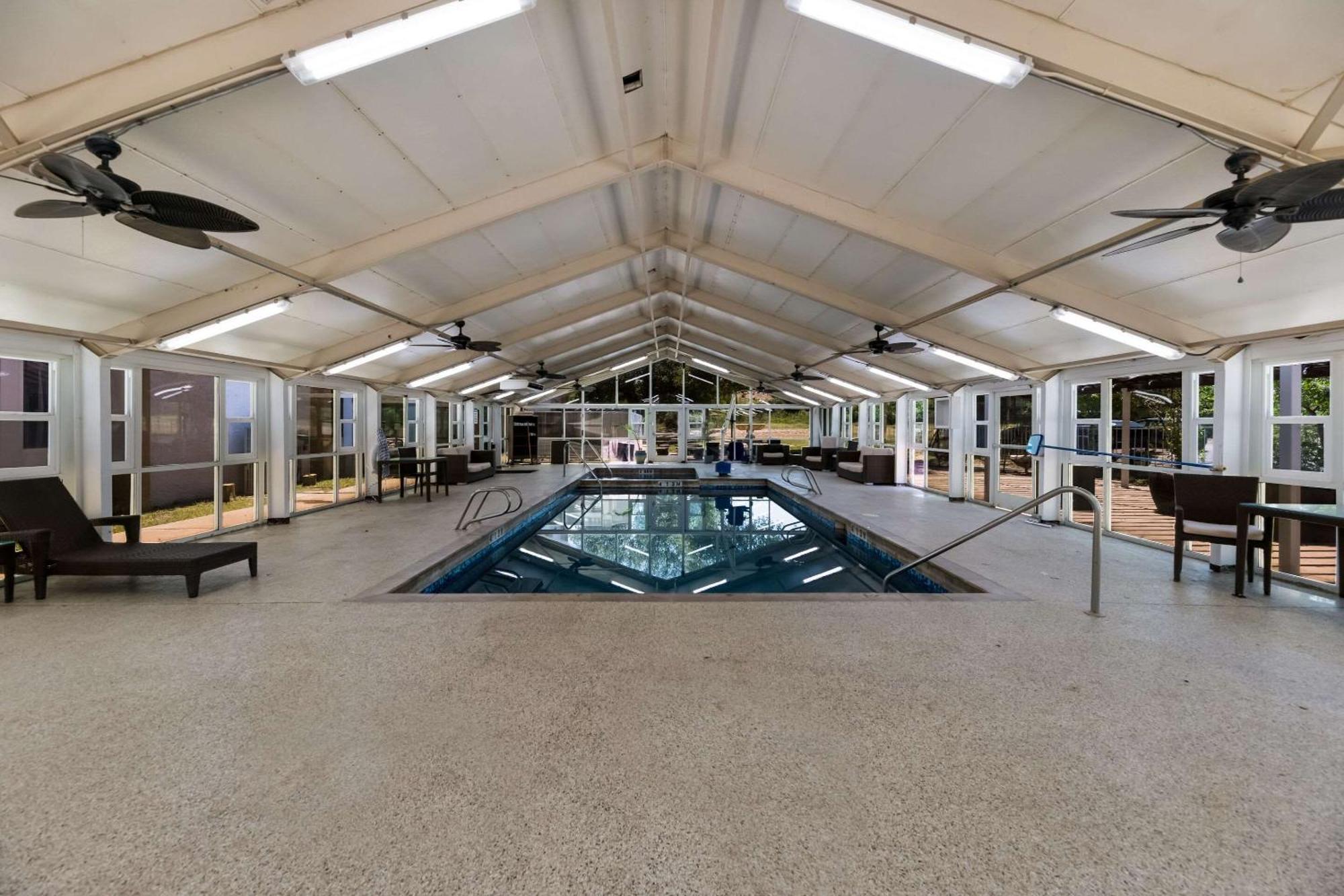 Suburban Studios San Angelo Dış mekan fotoğraf